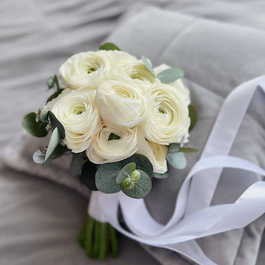 Bridal Bouquet “White Ranunculus”