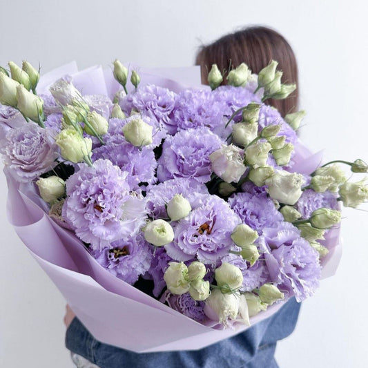 Mono Bouquet “Luxury Lisianthus”