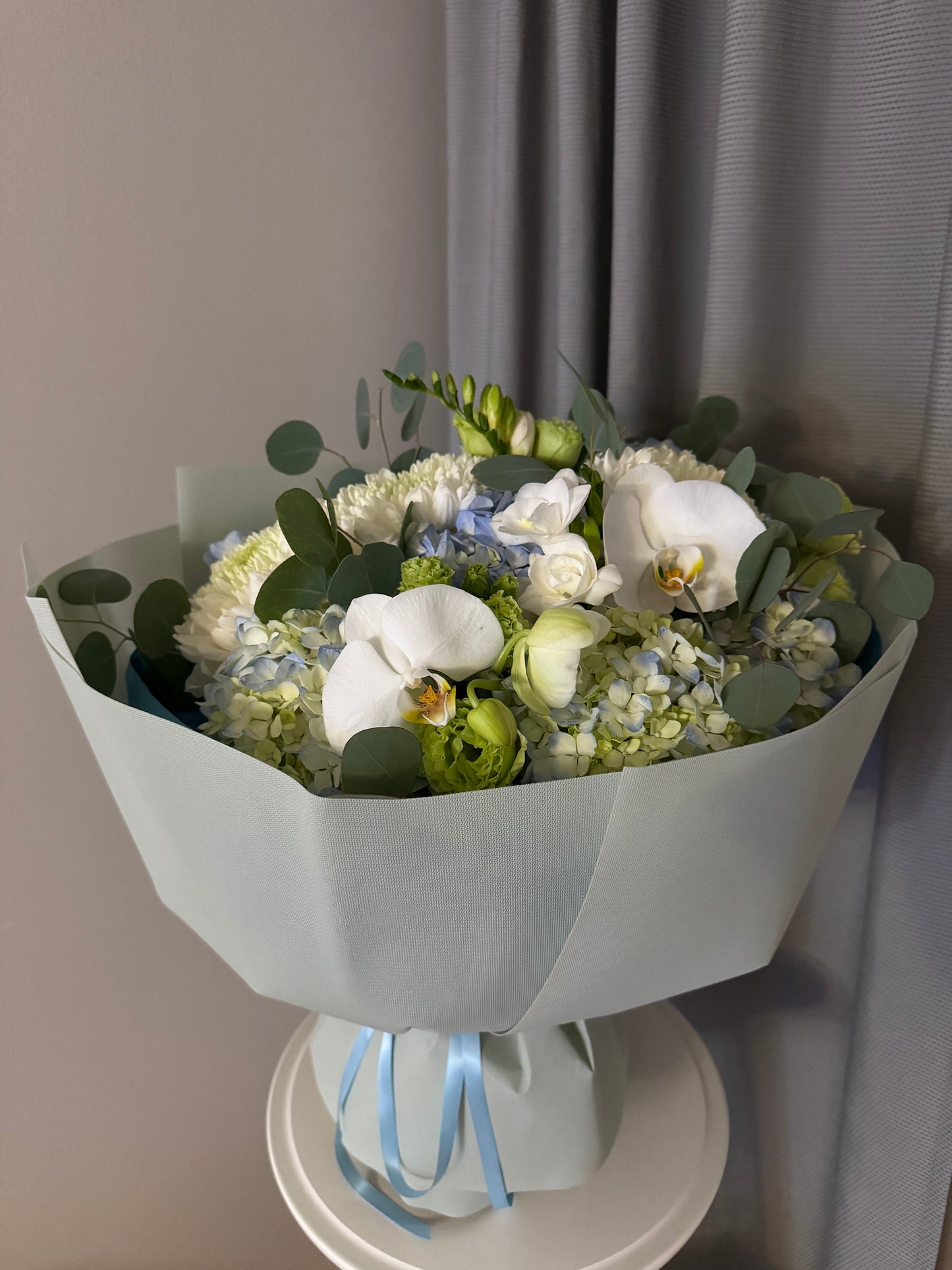 Mixed Flowers Bouquet “Fresh Luxe”