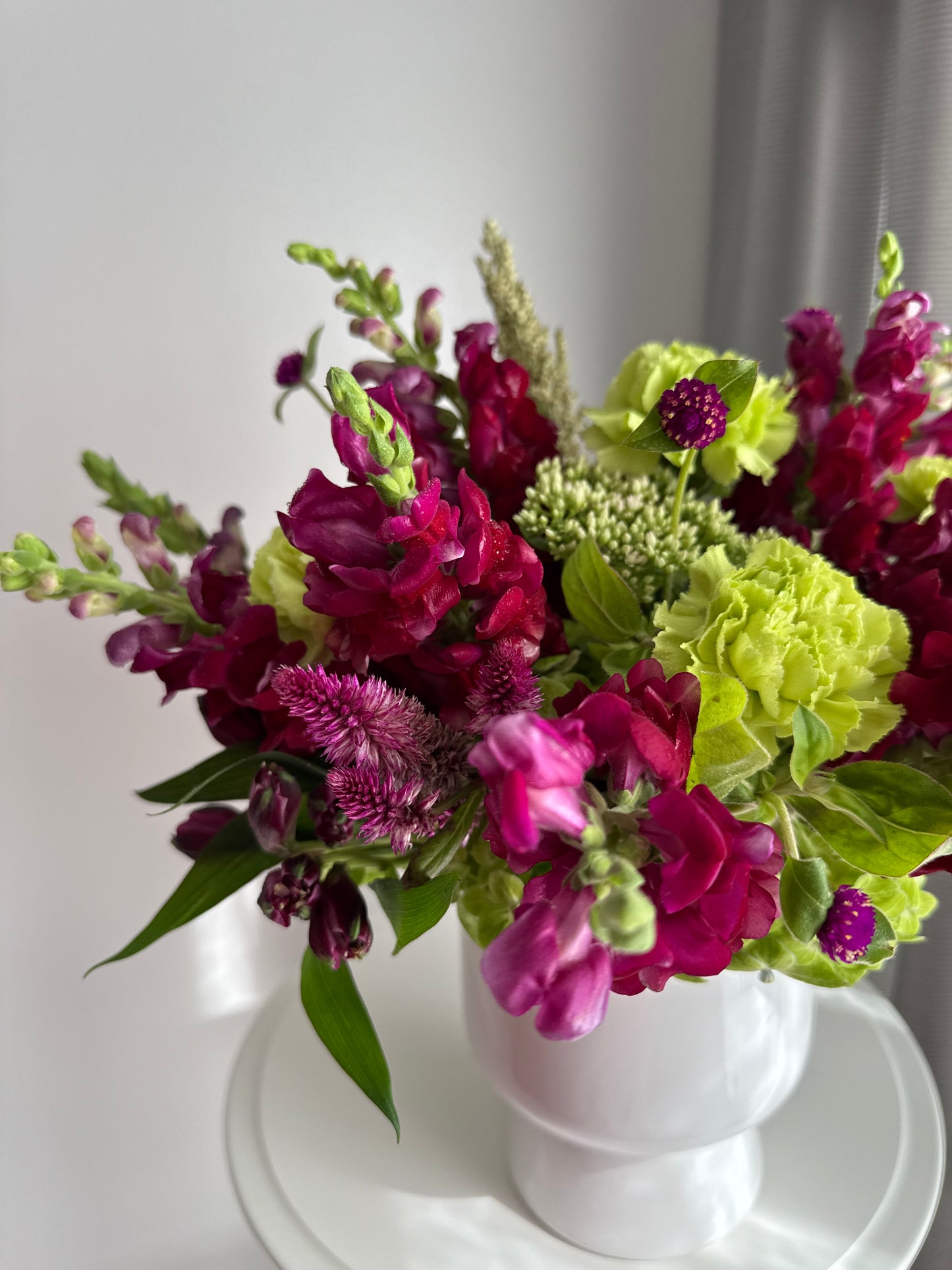 Flowers in a pot “Deep Elegance»